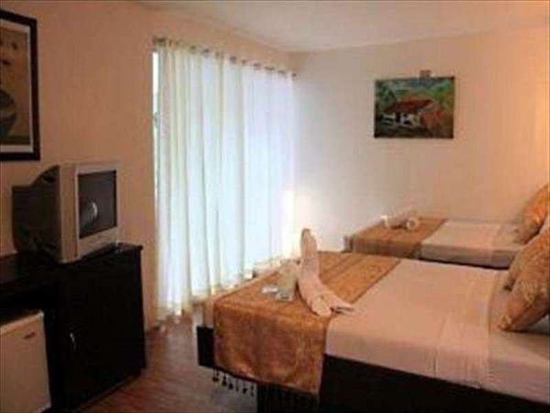 Balabag  Quoalla Hotel Boracay מראה חיצוני תמונה